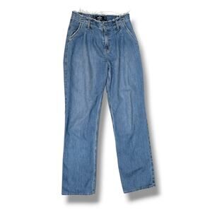 Hollister Women’s Ultra High-Rise Dad Jeans Raw Hem Light Wash